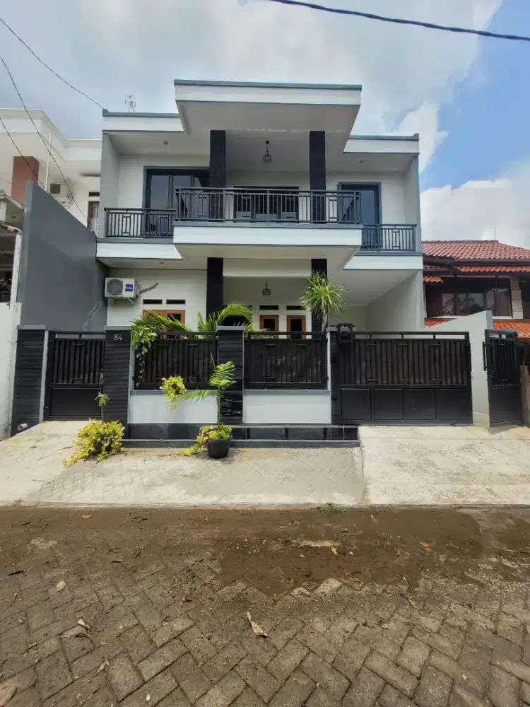 Rumah Strategis dekat LRT Cikunir Bekasi