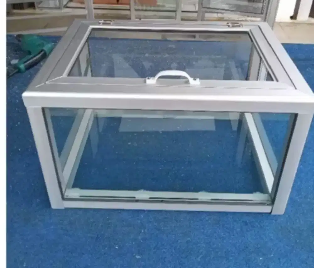 Box untuk buah berbahan kaca