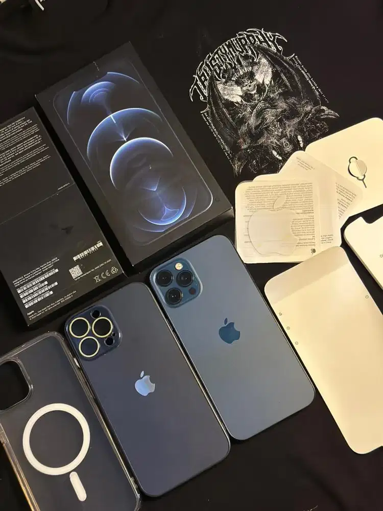 iPhone 12pm 256 iBox