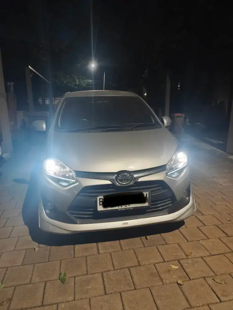 Dijual Toyota Agya Low KM