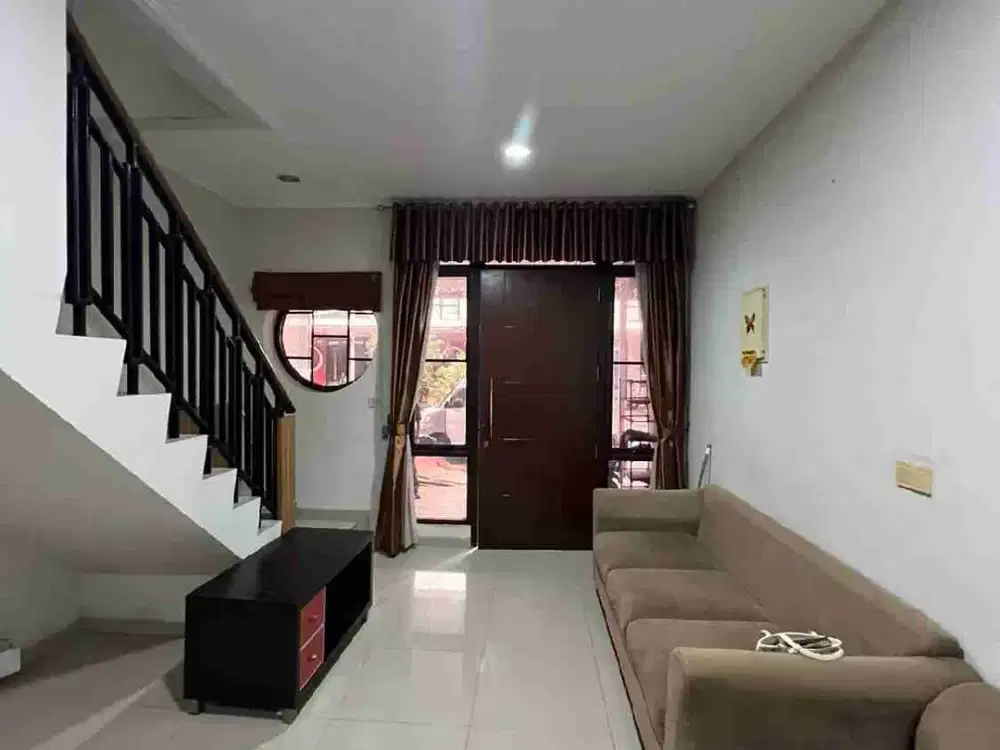 Disewa Cepat Rumah Green Lake City Cluster East Asia Cipondoh Tangerang
