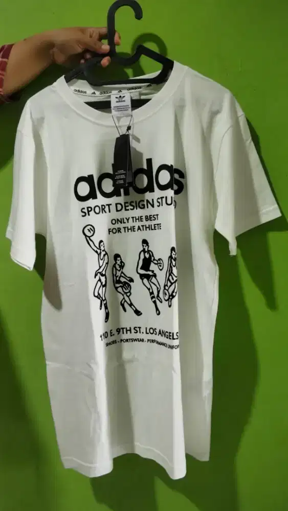 Kaos Adidas size XL