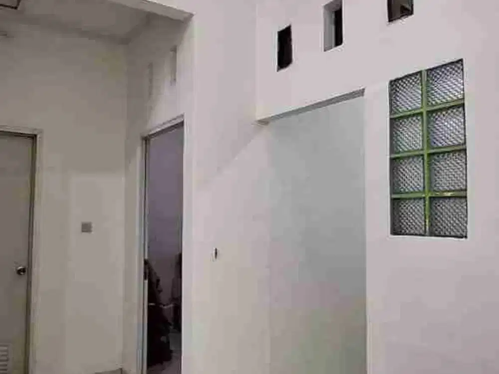 Rumah minimalis di graha raya serpong utara