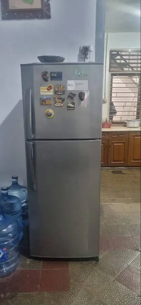 Kulkas & Freezer LG GN-V222SLT