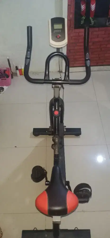 Sepeda Fitness Spinning Bike Indoor Bike