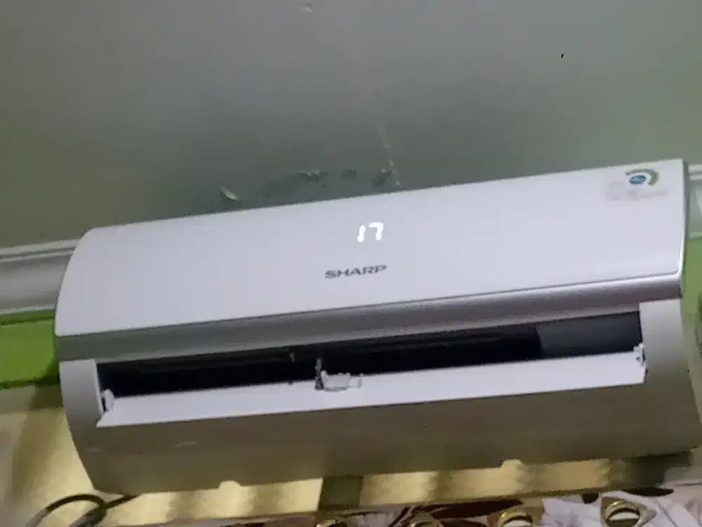 Jual ac sharp 1/2 pk masih dingin