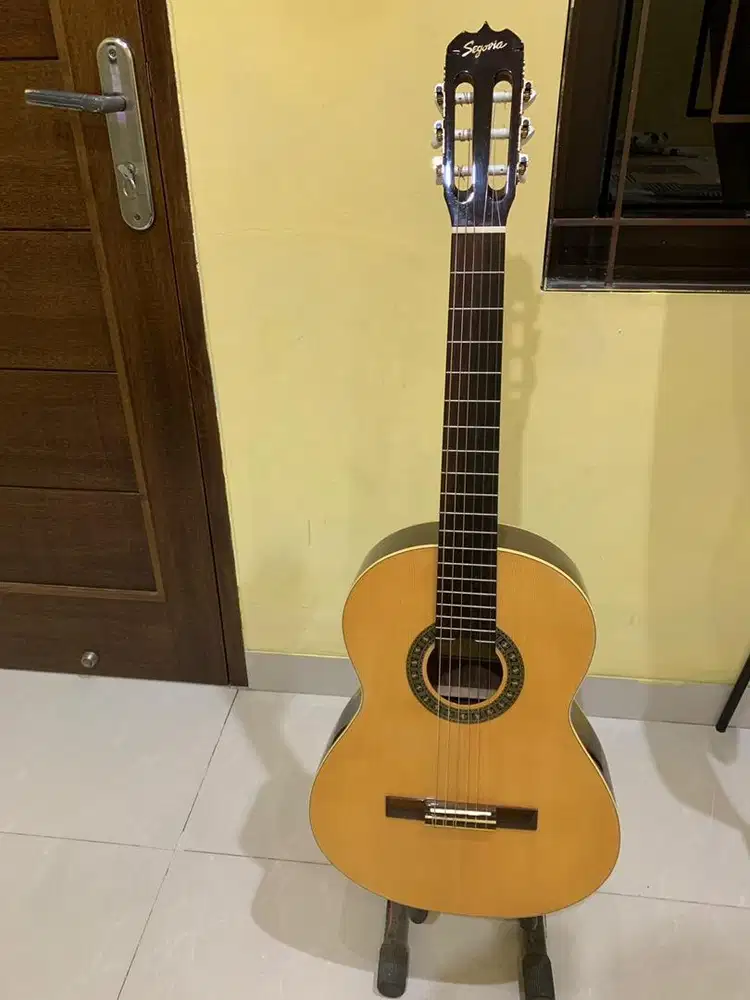 Gitar Akustik Sergivio C30S-GN