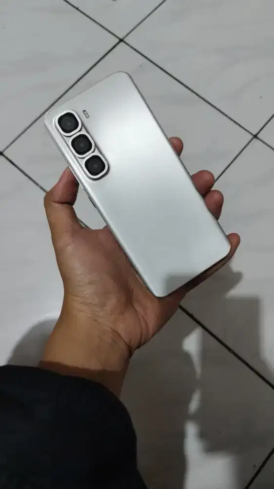 Infinix Hot 60 pro plus 8/128 lengkap segel garansi ttbt