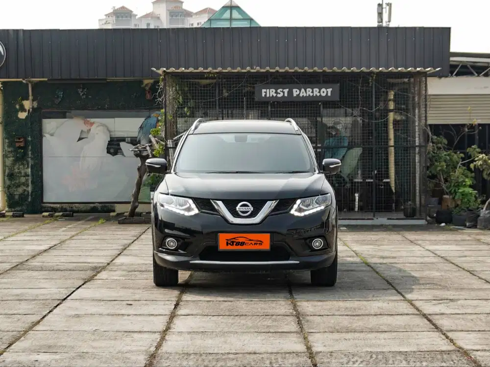 NISSAN X-TRAIL 2.5 A/T 2016