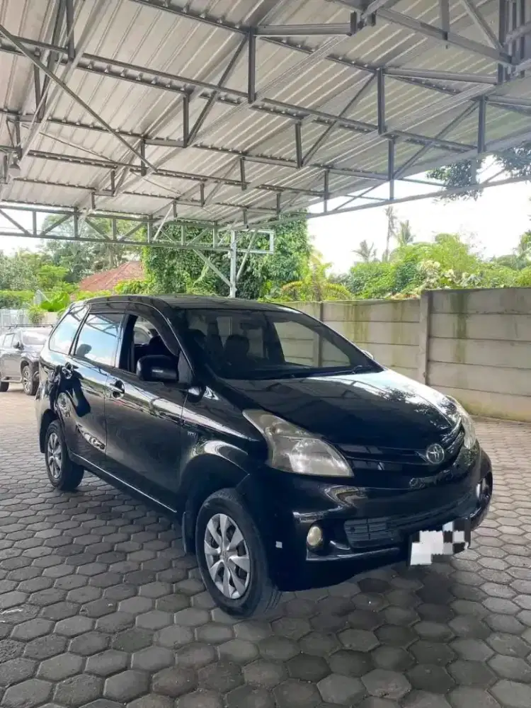 TOYOTA AVANZA 1.3 2014 TYPE E