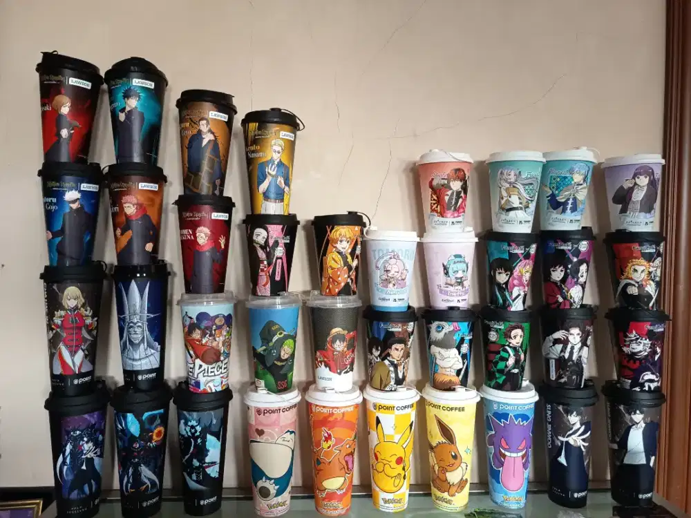 1 set cup collectibles sesuai foto