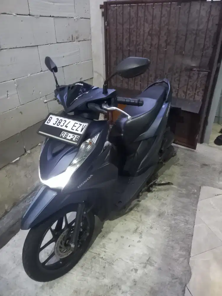 Dijual beat 2023 cbs iss deluxe termurah