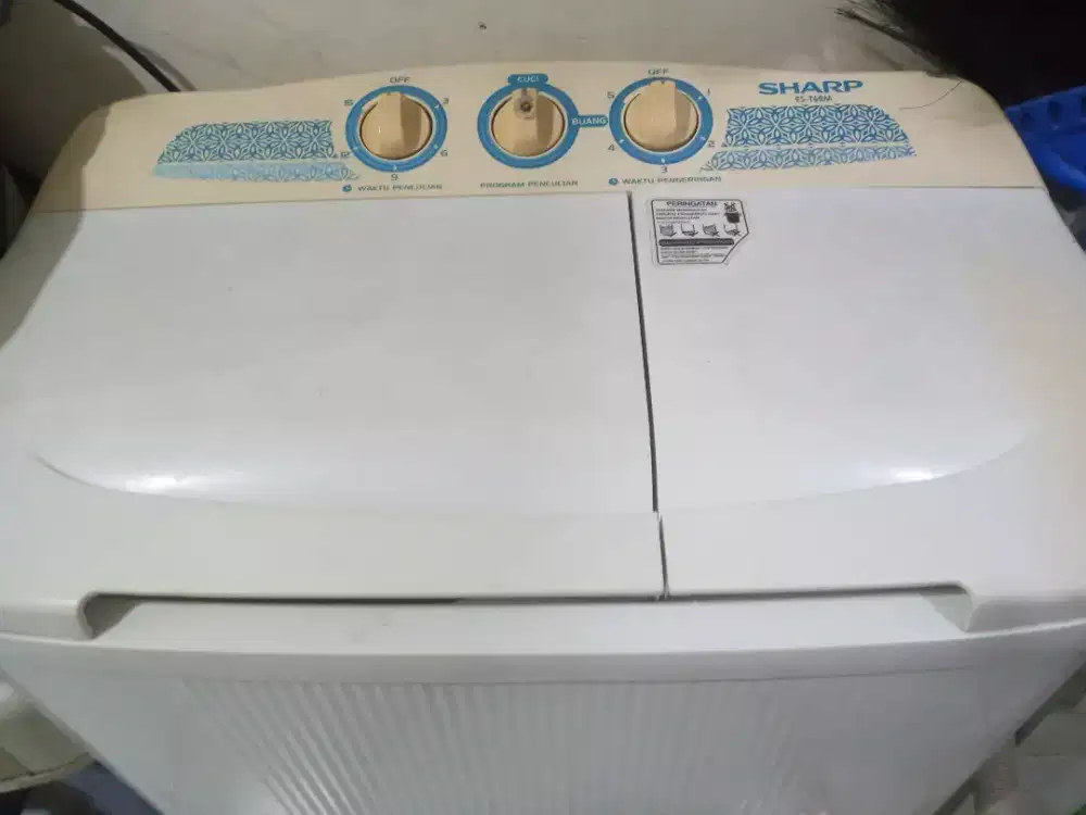 Mesin cuci 2 tabung merk sharp 7KG...