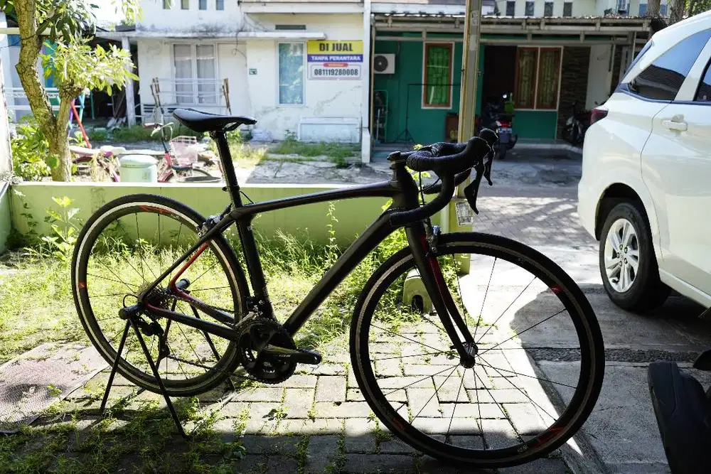 TREK Domane SLR - Rim Brake