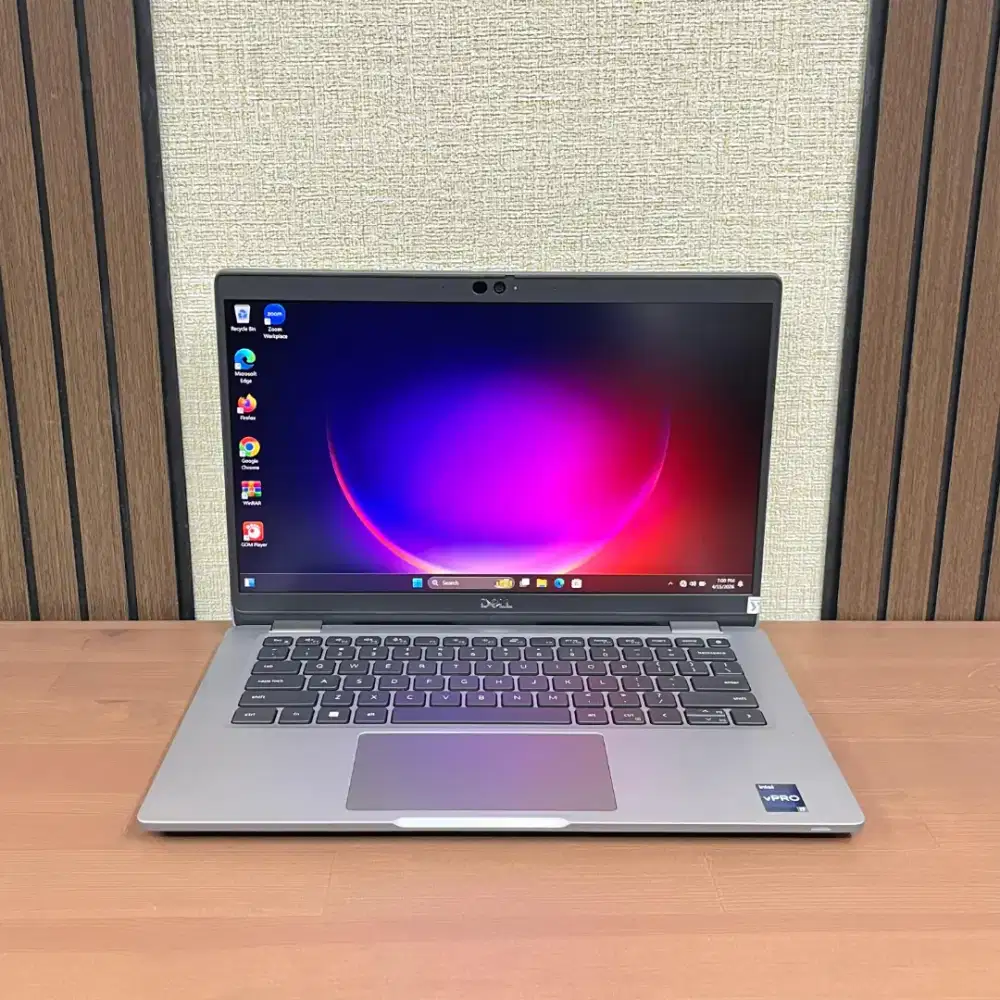 Dell Latitude 5330 | Core i7 Gen 12 | 16GB RAM | Generasi Terbaru