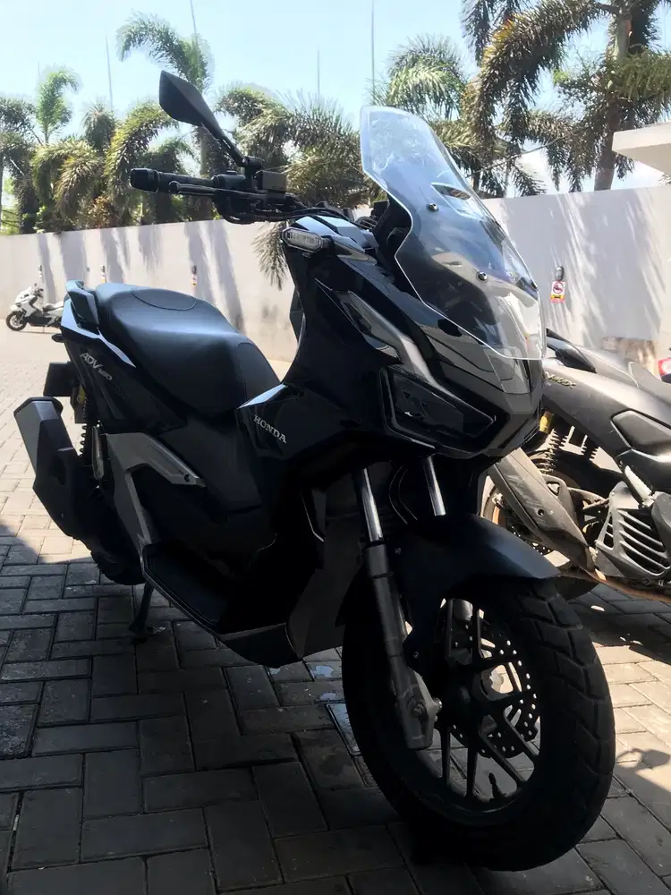 HONDA ADV 160 CBS (BLACK GLOSSY) 2022/2023