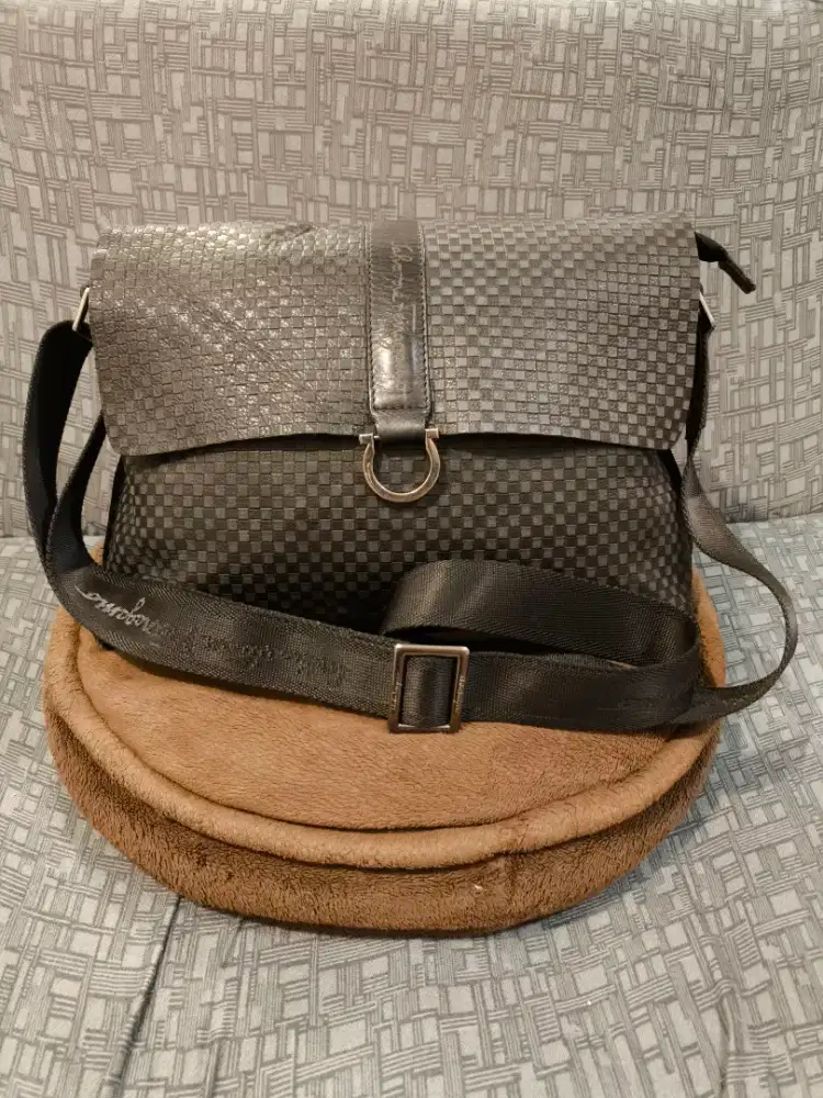 Tas Pria Salvatore Ferragamo Original