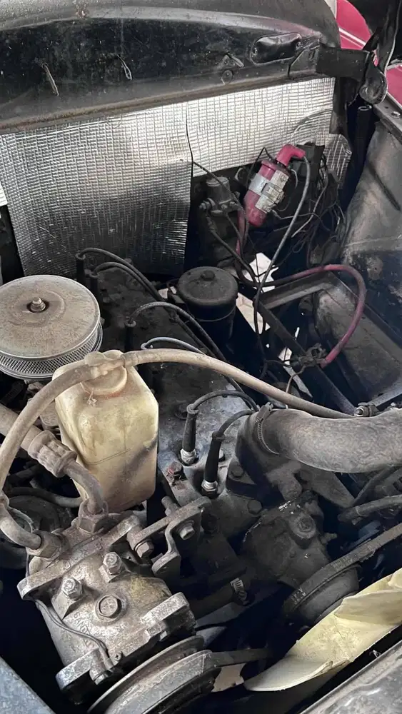 Part tua : Mobil Plymouth Deluxe 1948
