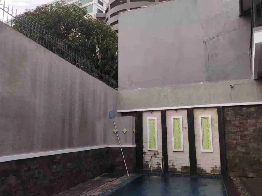 Disewakan Rumah Di Cempaka Putih Jakarta Pusat Terdapat Private Pool