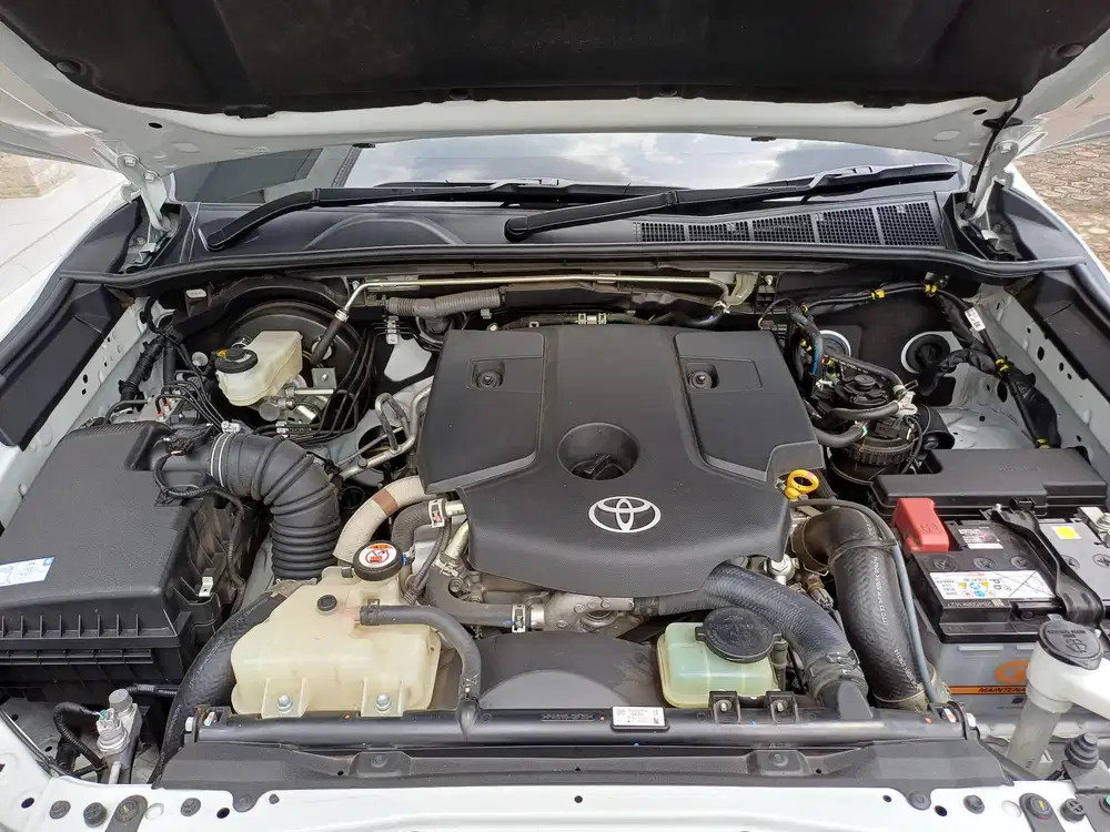 Toyota Fortuner 2025 Diesel GR, two tone