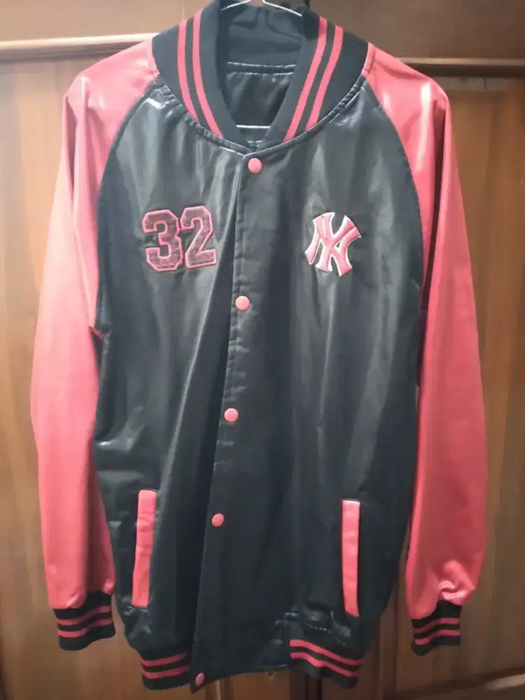 Jaket sweaters kondisi baik