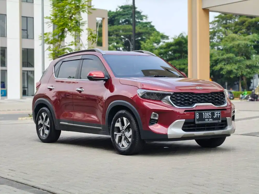 Sonet 1.5 Premiere 5 Seater AT 2021 Low KM Mulus Terawat Siap Pakai