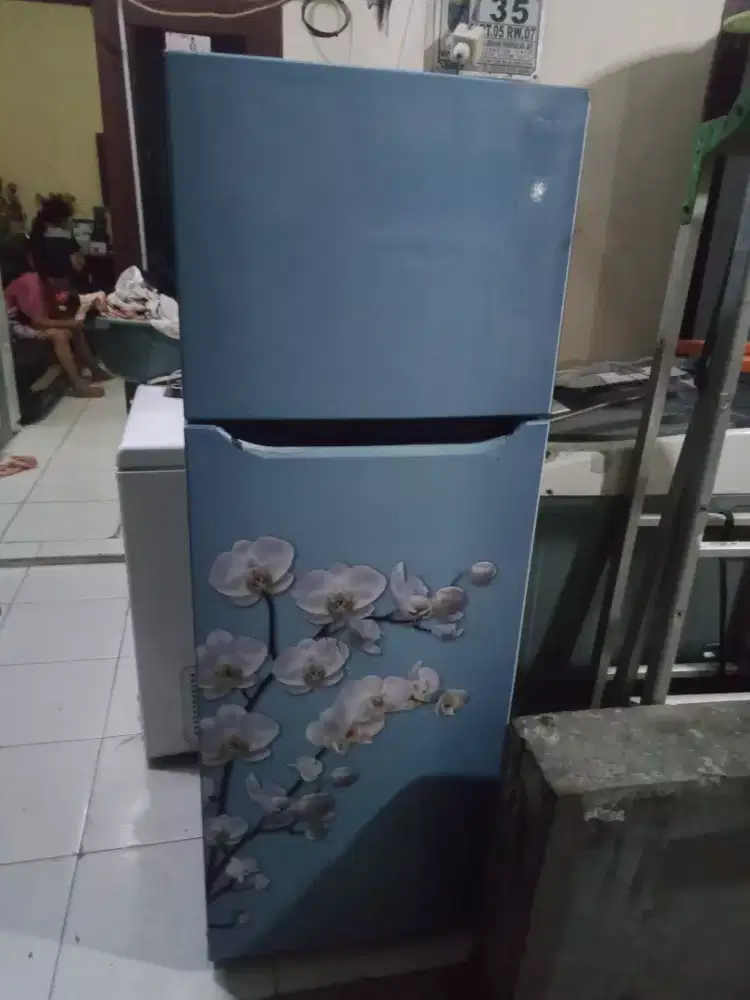 Kulkas 2 PT merk LG