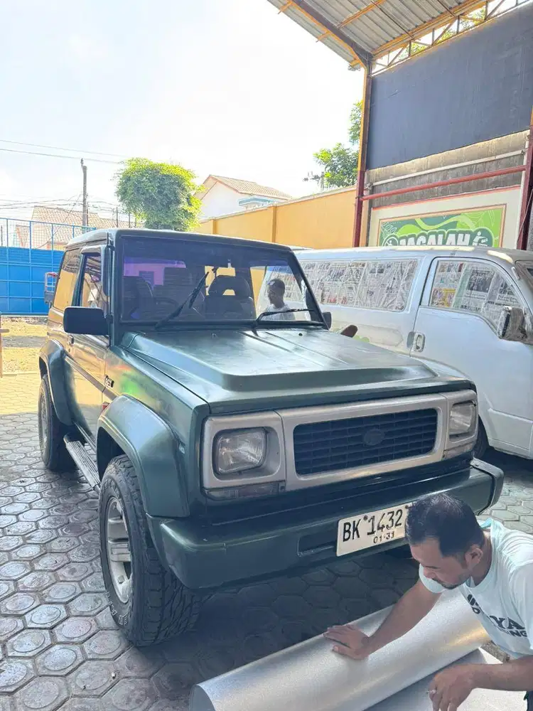 Daihatsu Taft 2.8 F73 4x4 Diesel Manual Tahun 1996