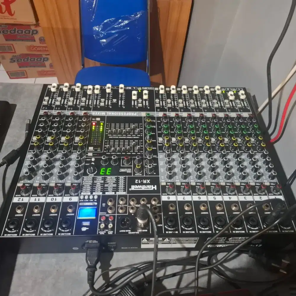 Mixer Hardwell 12 Ch
