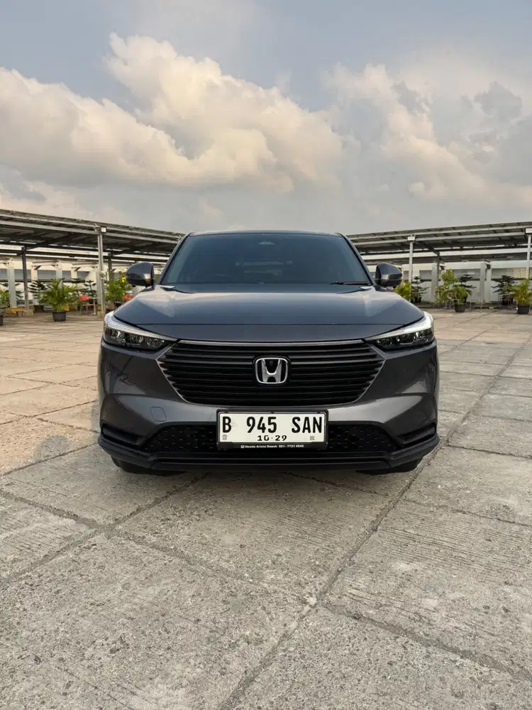 HRV S Nik 2024 (KM 19rb Asli Full Svc Record Honda)