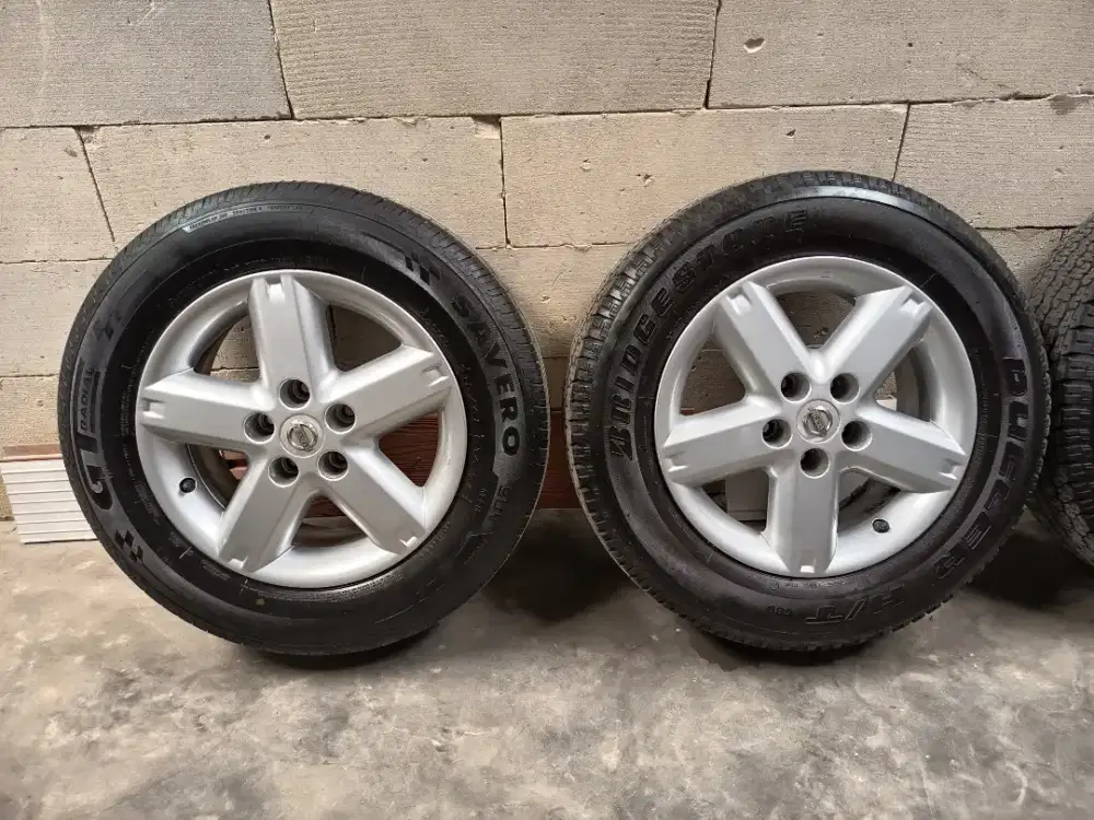 Velg oem xtrail T30 facelift plus ban tebel