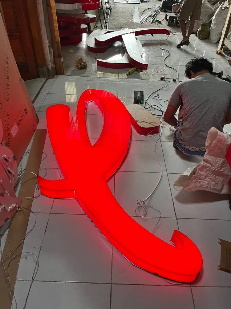 Produsen Huruf Timbul dan Neon Box Bandung