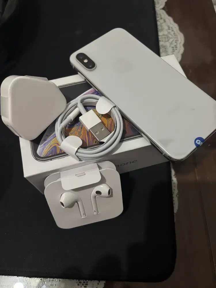 iPhone XS 256GB Putih bebas reset iCloud sinyal aman