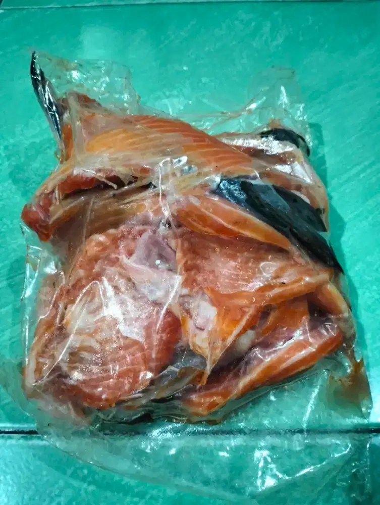 IKAN SALMON TETELAN