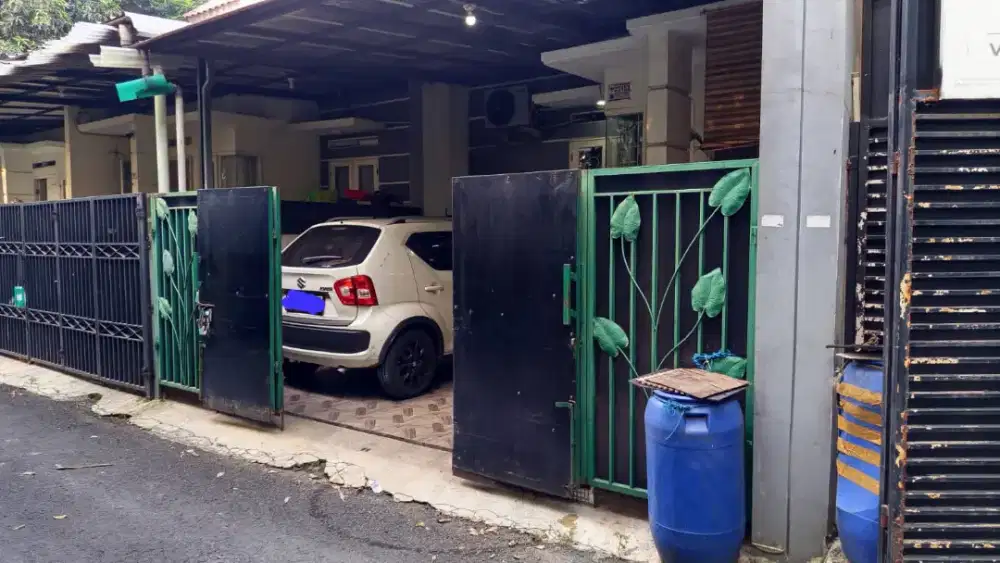 Rumah siap huni dalam komplek guru jagakarsa jaksel