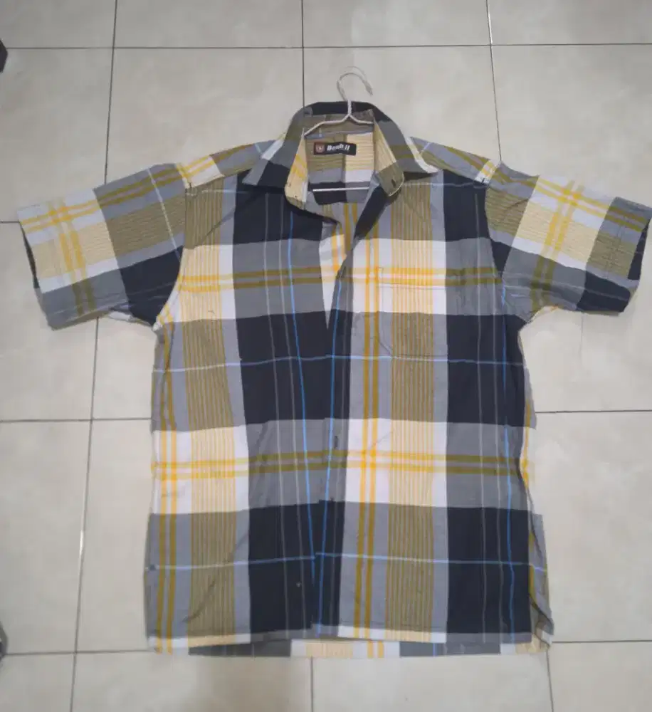 Baju kemeja pria merk Benhill