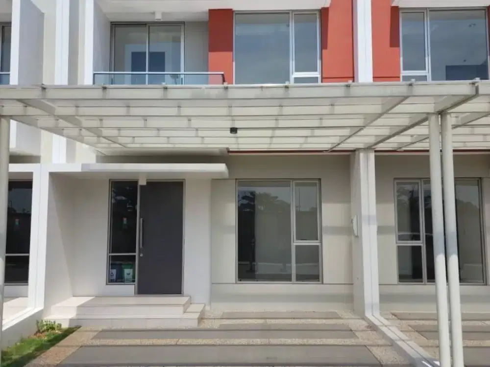 DIJUAL CEPAT RUMAH 2 LANTAI SIAP HUNI DI SPRINGVILLE PIK 2