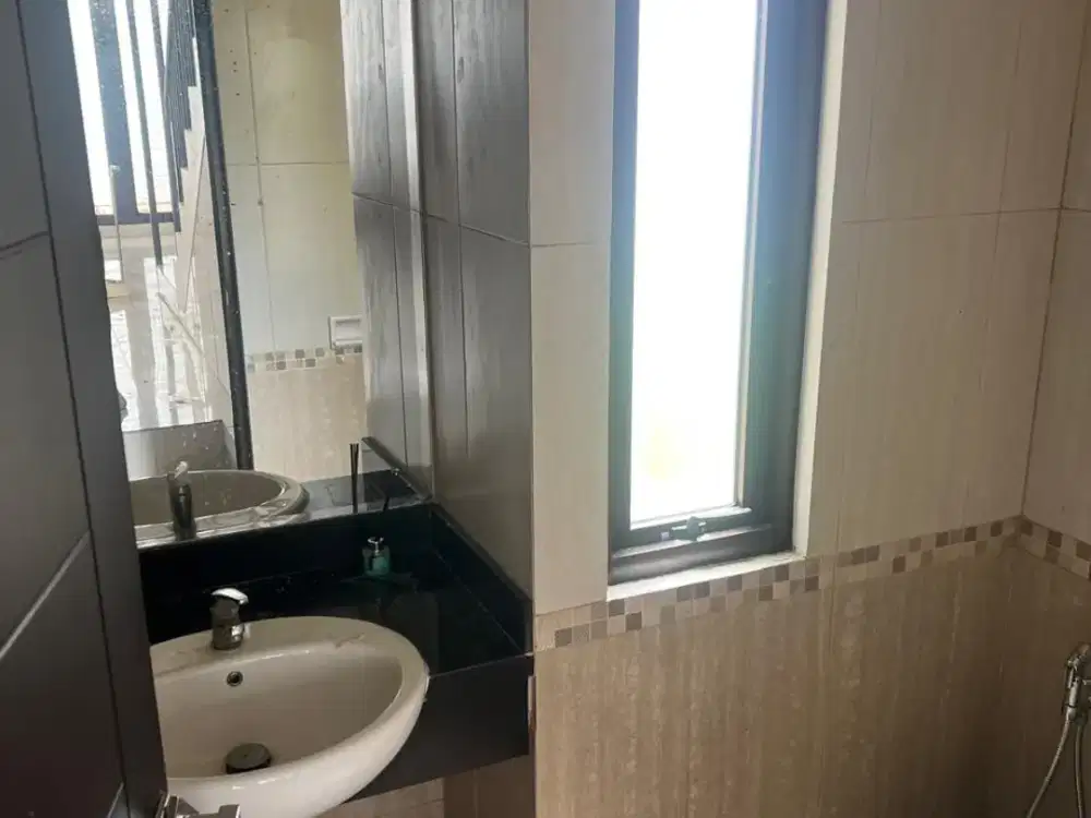 Rumah 2 lantai dlm cluster Asera one south - harapan indah 2, bekasi