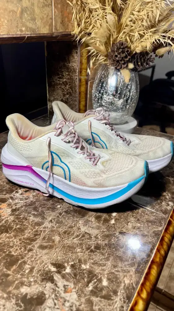 Ortuseight - Running Shoes
