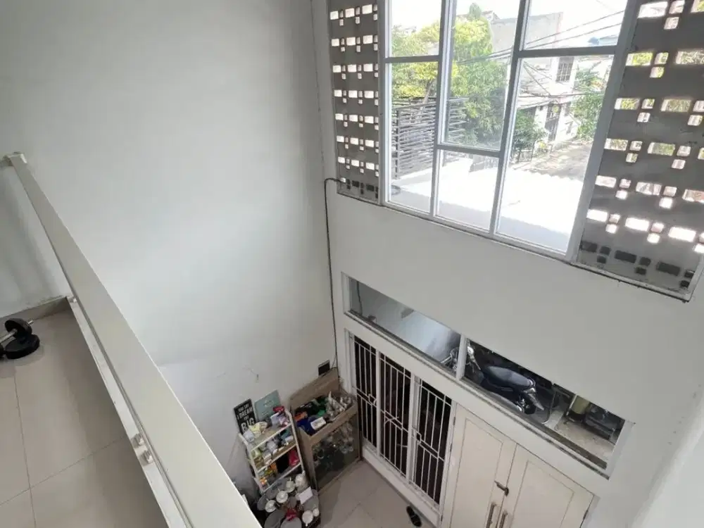 Rumah Ready Cantik Siap Huni di Harapan Indah Bekasi