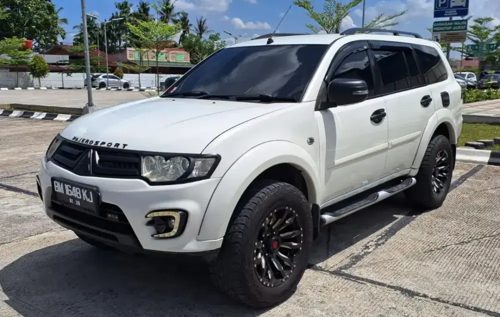 Pajero Sport AT Exeed 2015