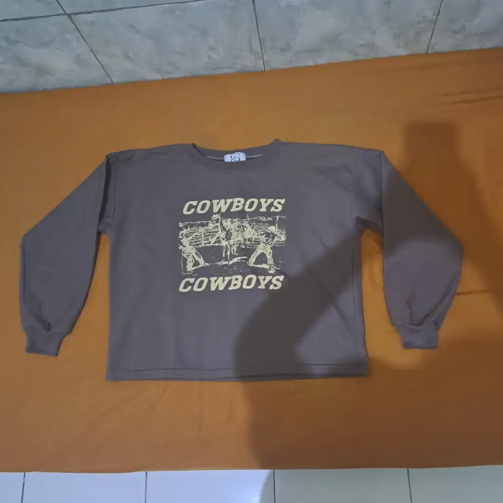 Sweater wanita warna coklat