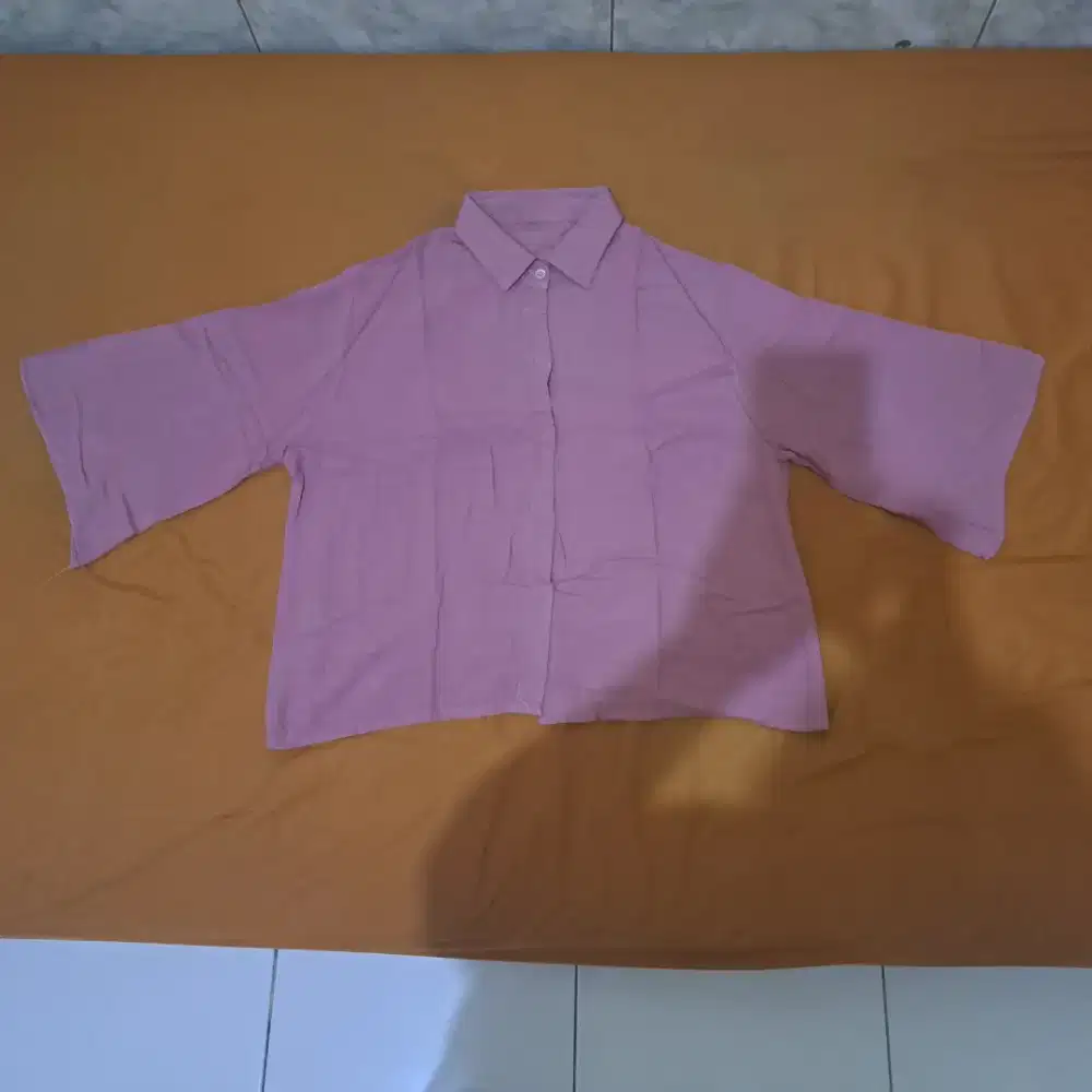 Kemeja wanita warna pink