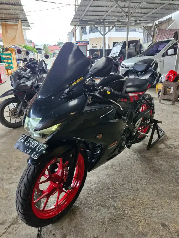 Di Jual Suzuki GSX R 150 cc