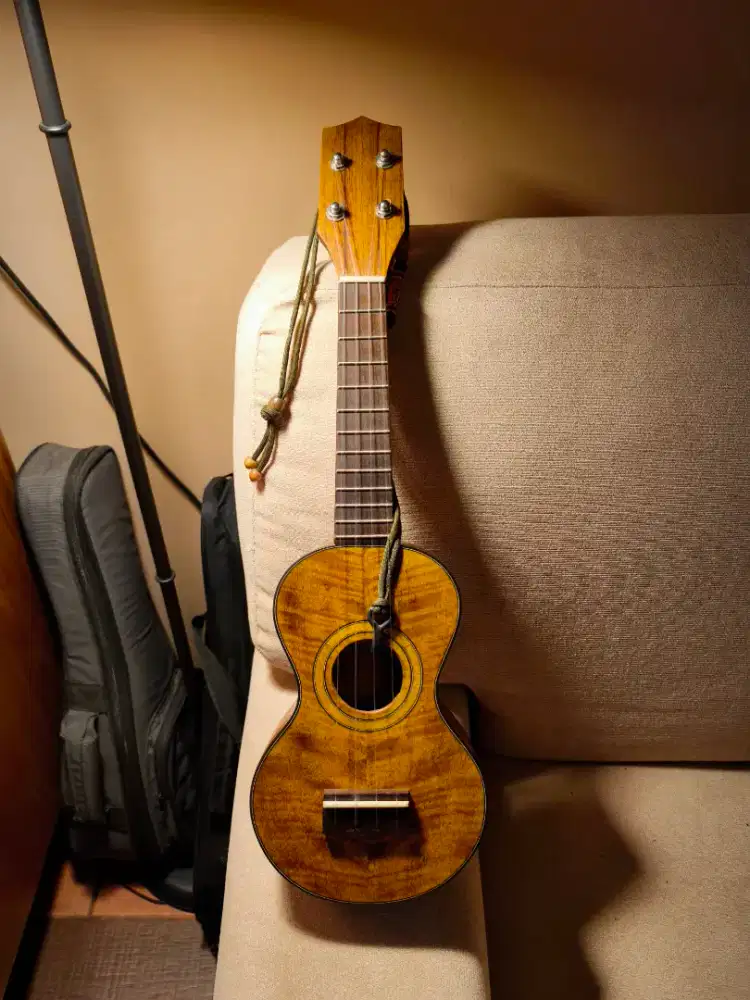 Handmade Vintage Hawaiian Style Soprano