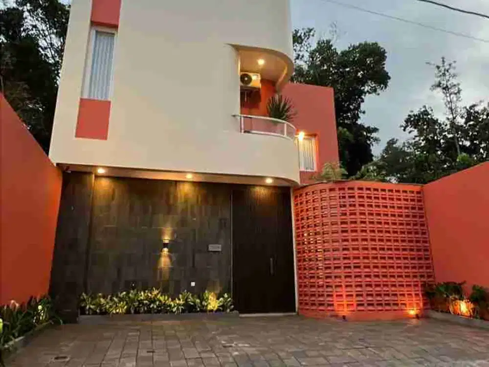 Kos Eksklusif 10 Kamar Full Furnished Dekat UII