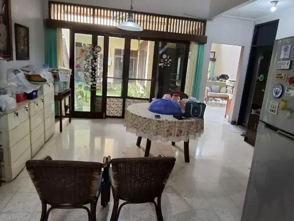 Rumah Siap Huni dikomplek Cinere