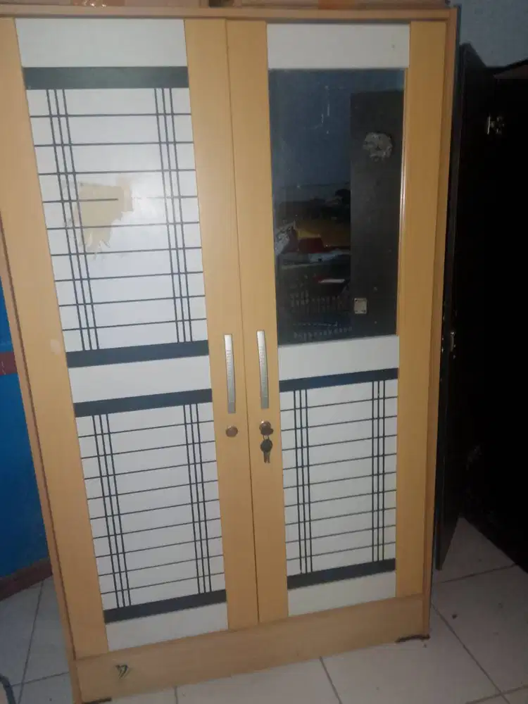 Lemari Kayu Murah