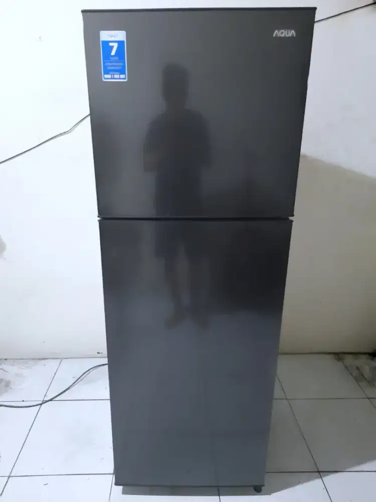 kulkas AQUA 2 PINTU