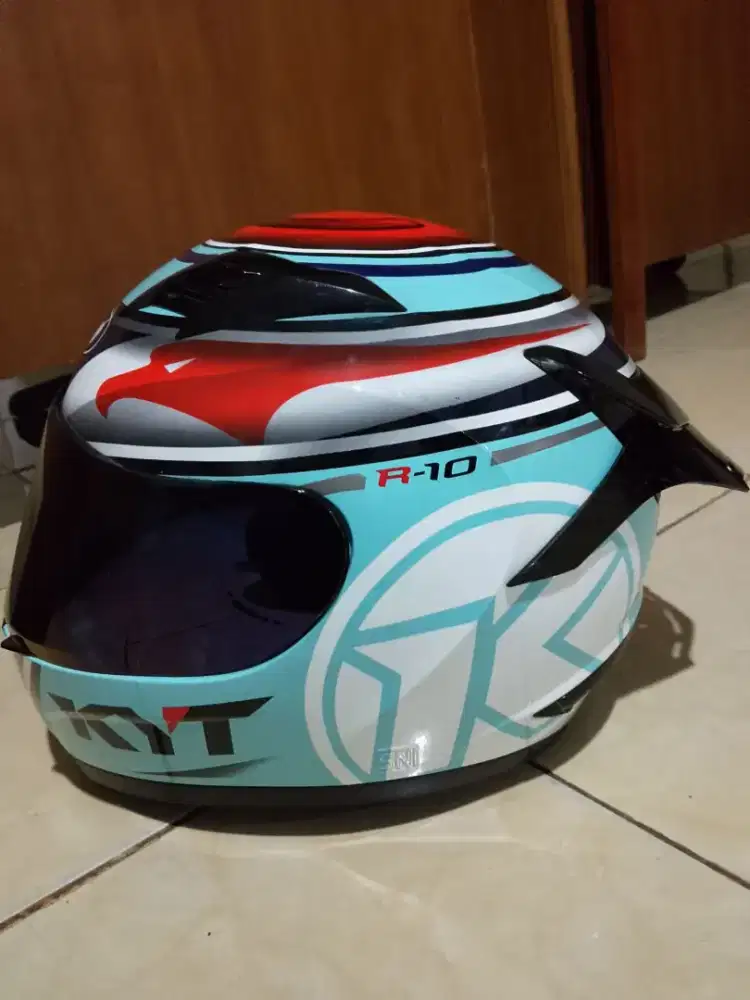 Helm KYT R10 Aquamarine